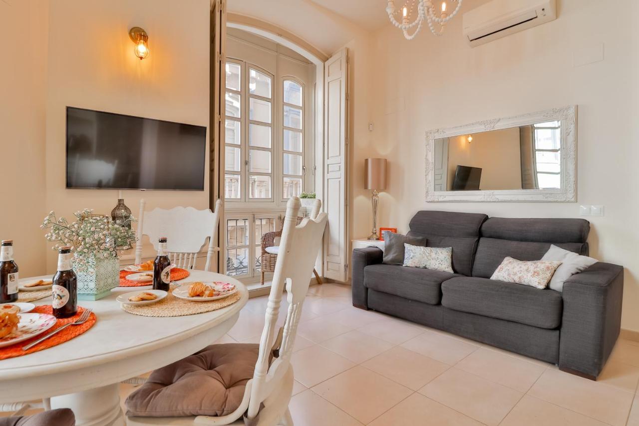 Flat 2 Bedrooms In The City Center Málaga Esterno foto