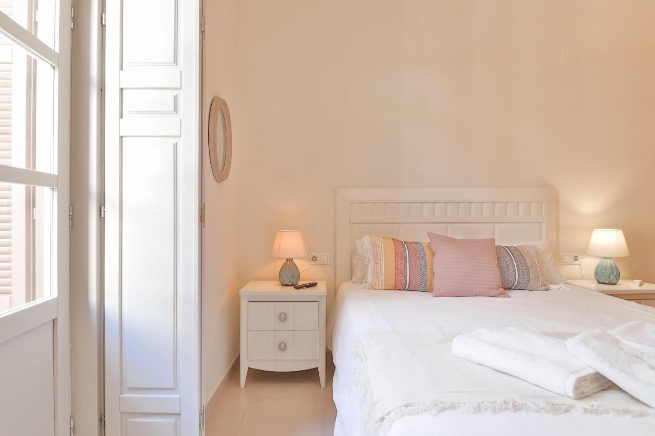 Flat 2 Bedrooms In The City Center Málaga Esterno foto