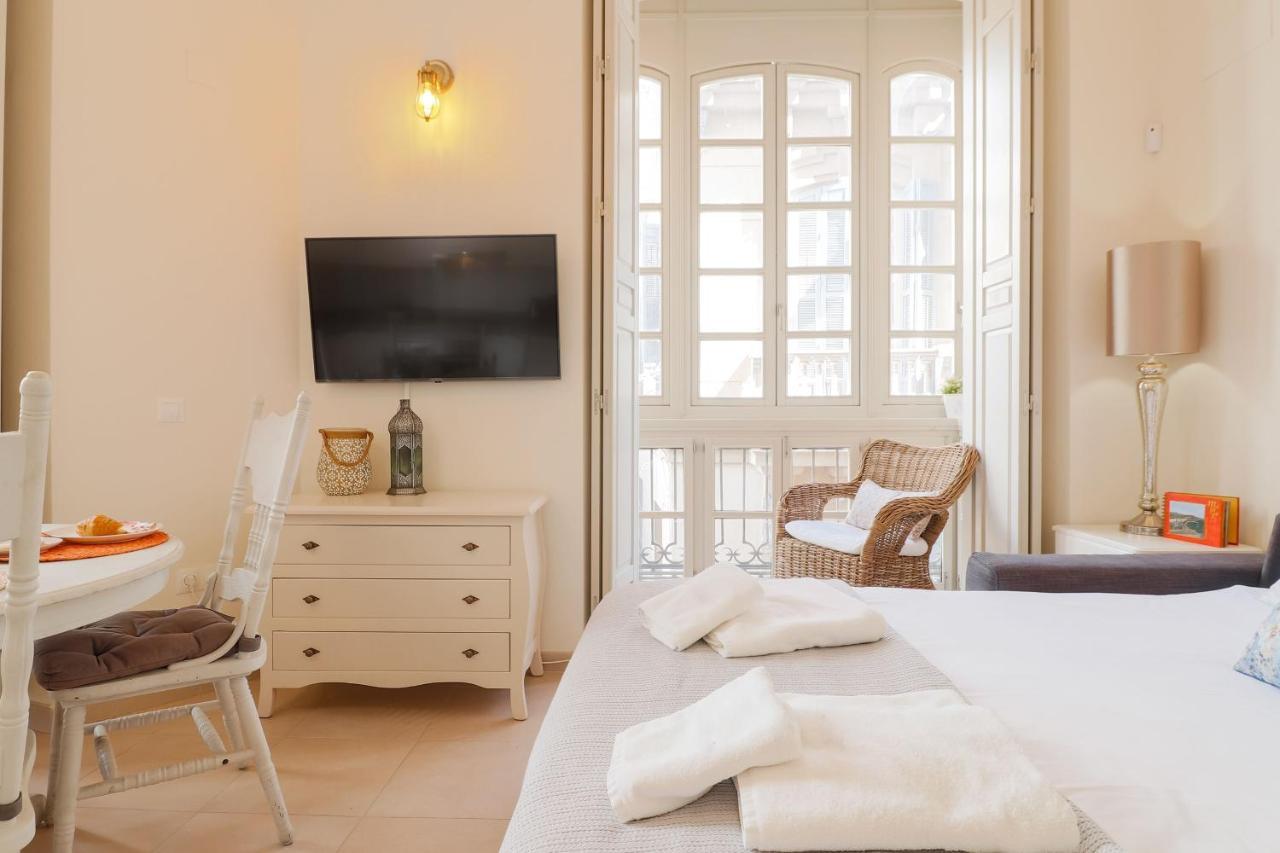 Flat 2 Bedrooms In The City Center Málaga Esterno foto