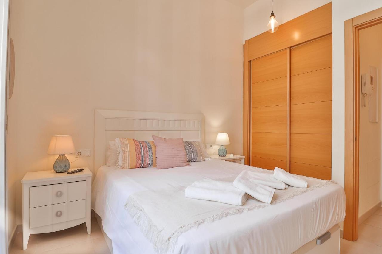 Flat 2 Bedrooms In The City Center Málaga Esterno foto