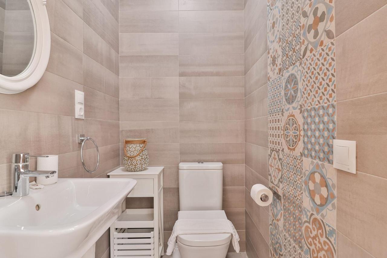 Flat 2 Bedrooms In The City Center Málaga Esterno foto