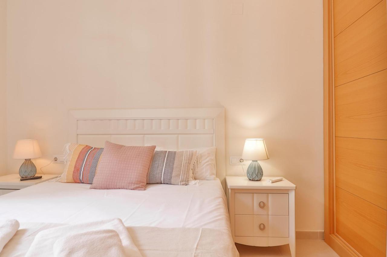 Flat 2 Bedrooms In The City Center Málaga Esterno foto