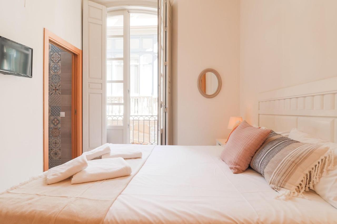 Flat 2 Bedrooms In The City Center Málaga Esterno foto